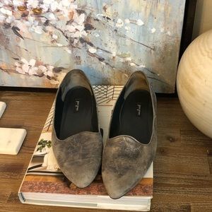 PAUL green metallic flats
